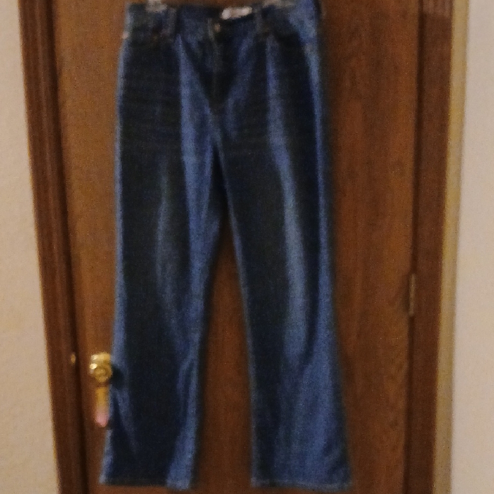 Levi's Perfectly Slimming Boot Cut Jeans Lighter Wash.